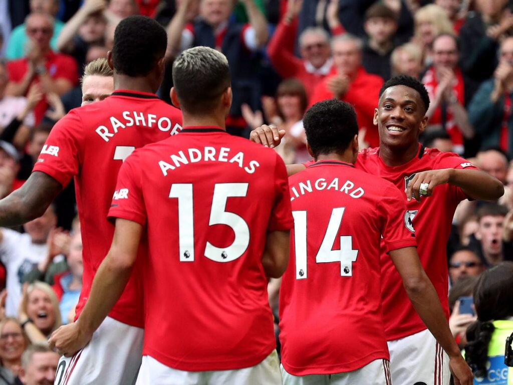 Γουλβς-Μάνστεστερ Γιουνάιτεντ, Στατιστικά και Προγνωστικά Τύπου (19/8)