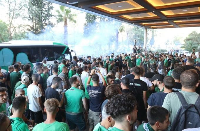 Χαμός πριν το μεγάλο ντέρμπι