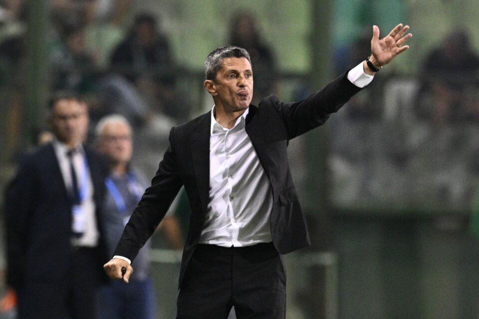 Τι θέλει να πει ο Λουτσέσκου με τις δηλώσεις του;