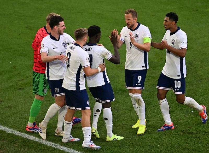 Αγγλία - Φινλανδία προγνωστικά (10/9): Τα «τρία λιοντάρια» από τα σημαιάκια