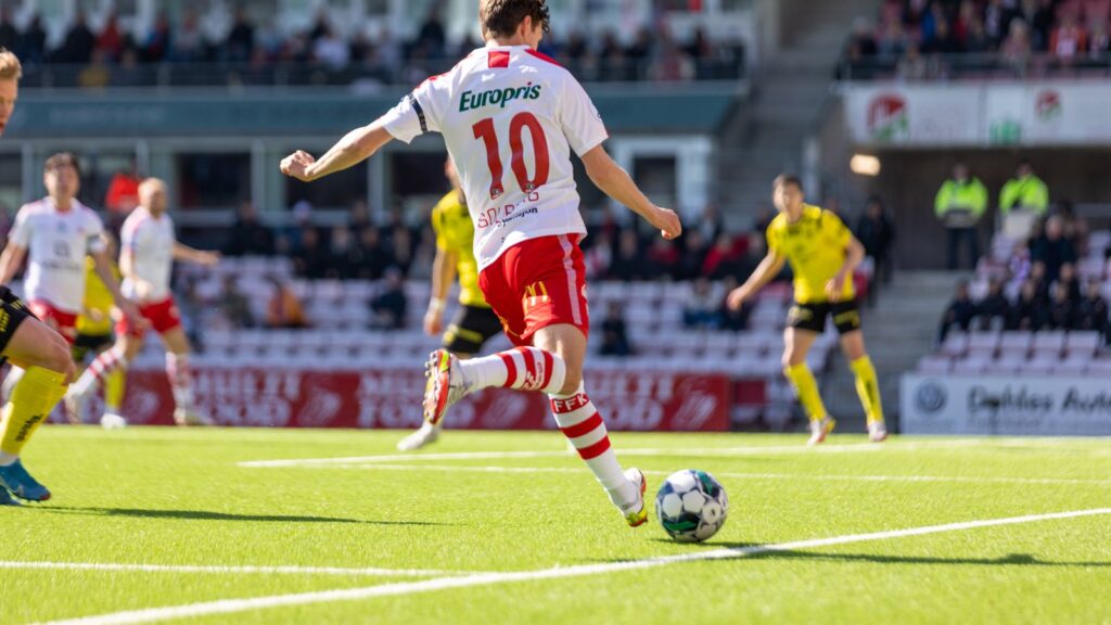 Πολλά τα γκολ στα μεταξύ τους