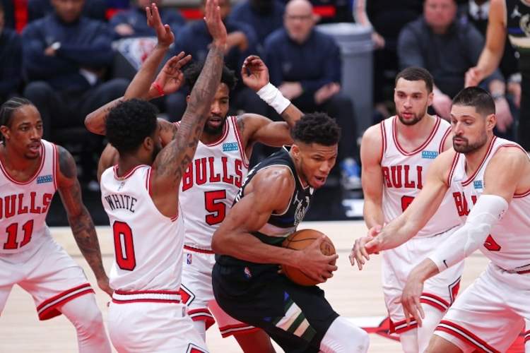 Τελευταία ευκαιρία για τους Νάγκετς, για το 3-1 οι Μπακς