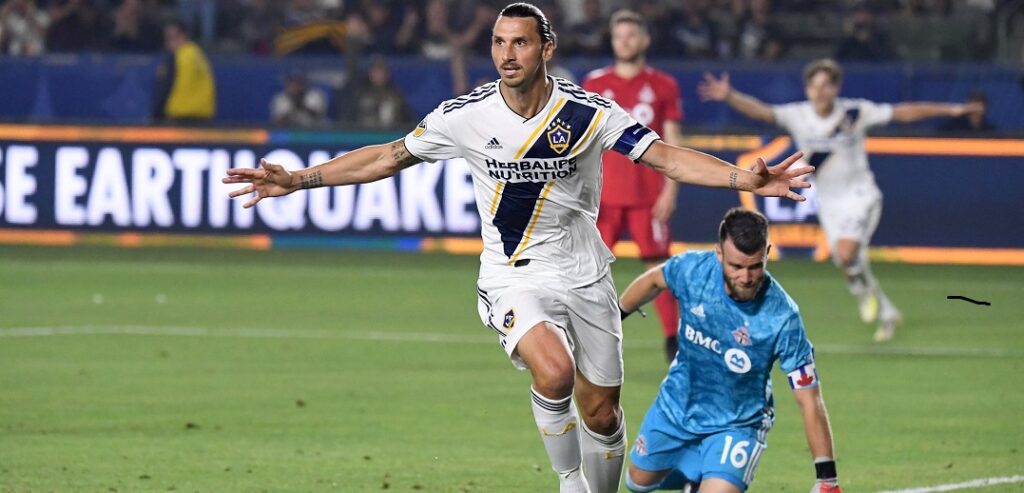 MLS, Πρεμιέρες, Στατιστικά και Προγνωστικά Τύπου (12/7)