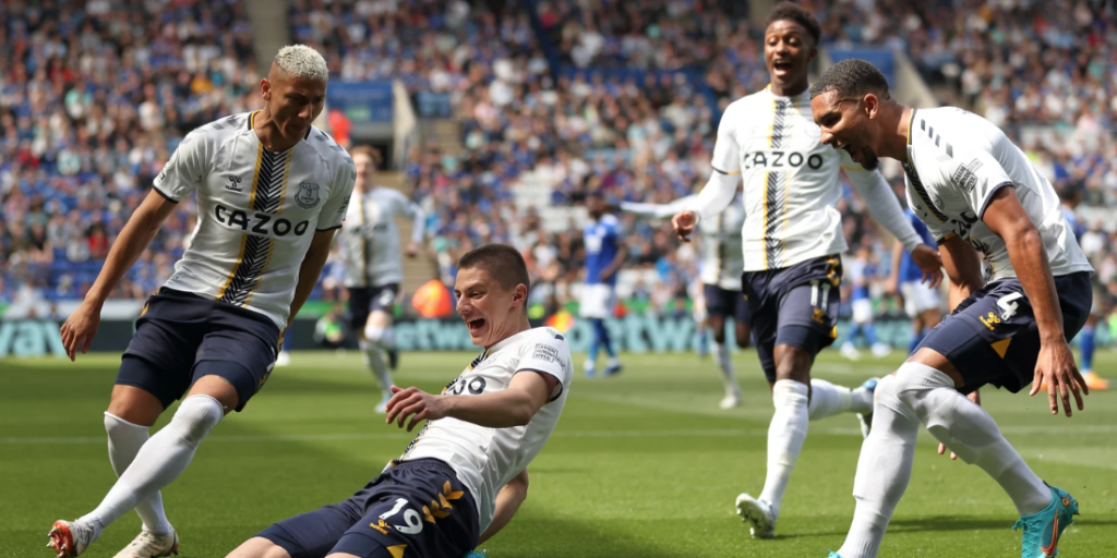 Ξεμπερδεύει η Έβερτον, σκοράρουν οι Ολλανδέζες