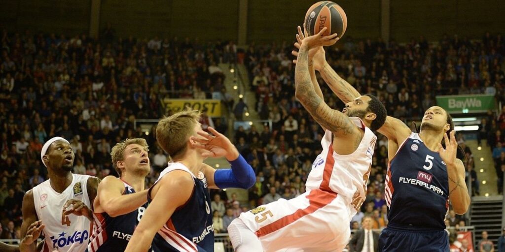 Ευρωλίγκα: Η τελευταία 100άρα του Ολυμπιακού (vid)