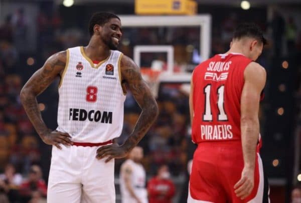 Ποιος θα είναι η τελευταία μεταγραφή του Εξάστερου