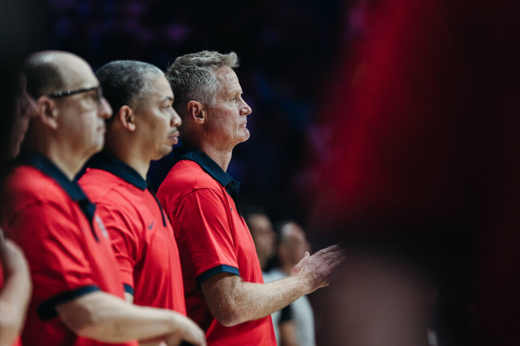 Stoiximan: Οι αποδόσεις του Παγκοσμίου Κυπέλλου μπάσκετ λίγο πριν το τζάμπολ.