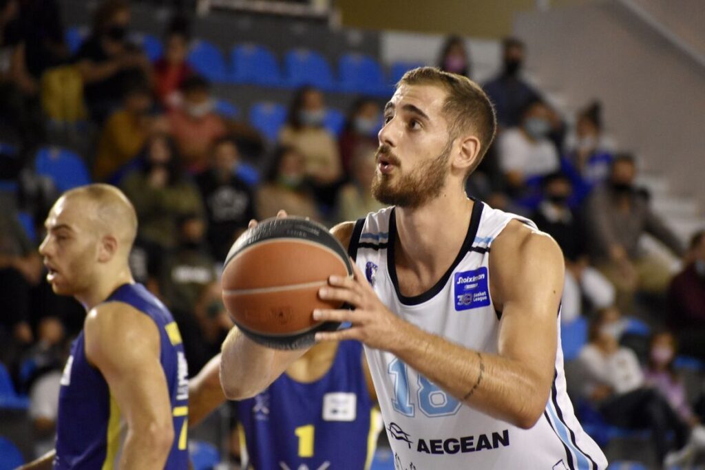 Κολοσσός-Λαύριο προγνωστικά: Τα βλέμματα στους δύο σέντερ