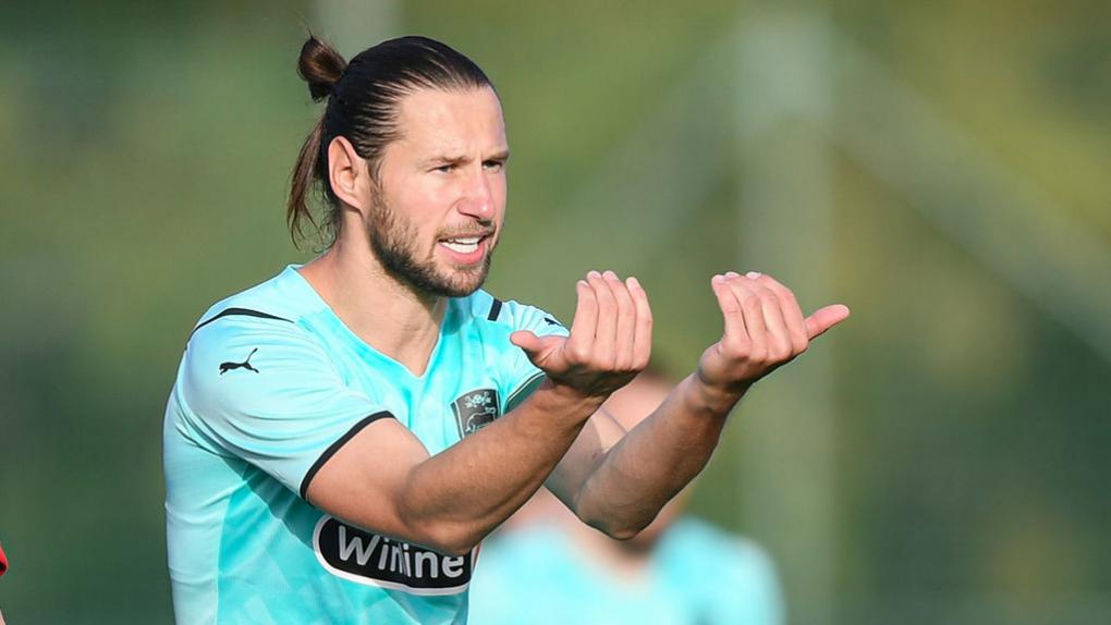 Το επόμενο «μπαμ» μετά τον Κριχόβιακ θα είναι Έλληνας γκολτζής