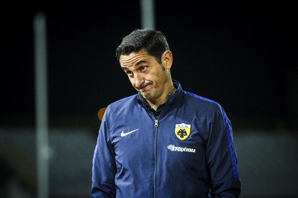Αυτός ο προπονητής είναι φαβορί για αντι-Χιμένεθ στην ΑΕΚ