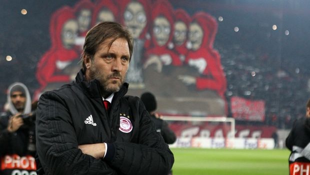 «Τελειώνει» Έλληνα άσο ο Μαρτίνς - Χάνει 3.000.000 ο Ολυμπιακός