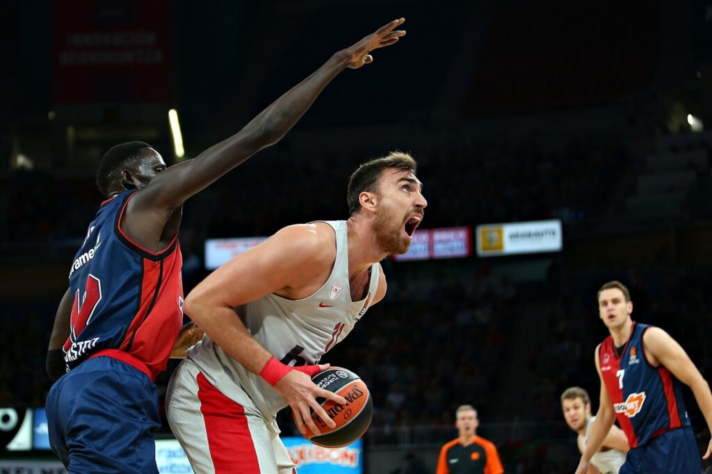 Μπασκόνια – Ολυμπιακός, Ευρωλίγκα, Premier League, Serie A, Στατιστικά και Προγνωστικά Τύπου (25/10)