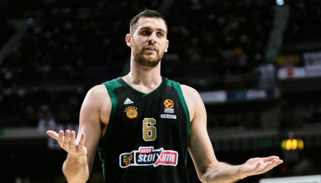 Μεγάλο σκορ στο Βερολίνο, ειδικό με Παπαγιάννη