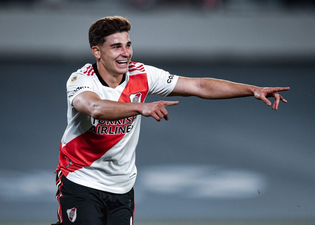 Οριακό ματς στο Στάδιο Μονουμεντάλ