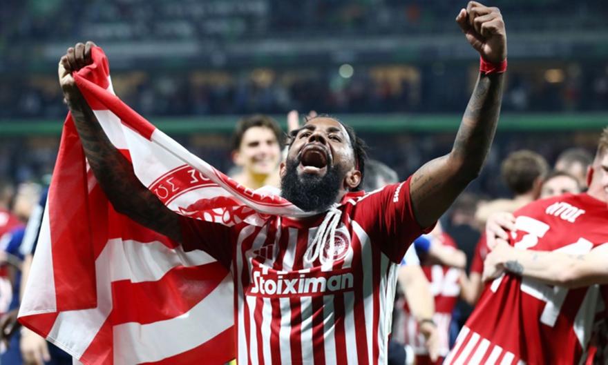 Ανανεώνει ο Ροντινέι