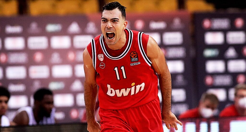 Πληρώνουν καλά Βεζένκοφ, Σλούκας και Ντόρσεϊ