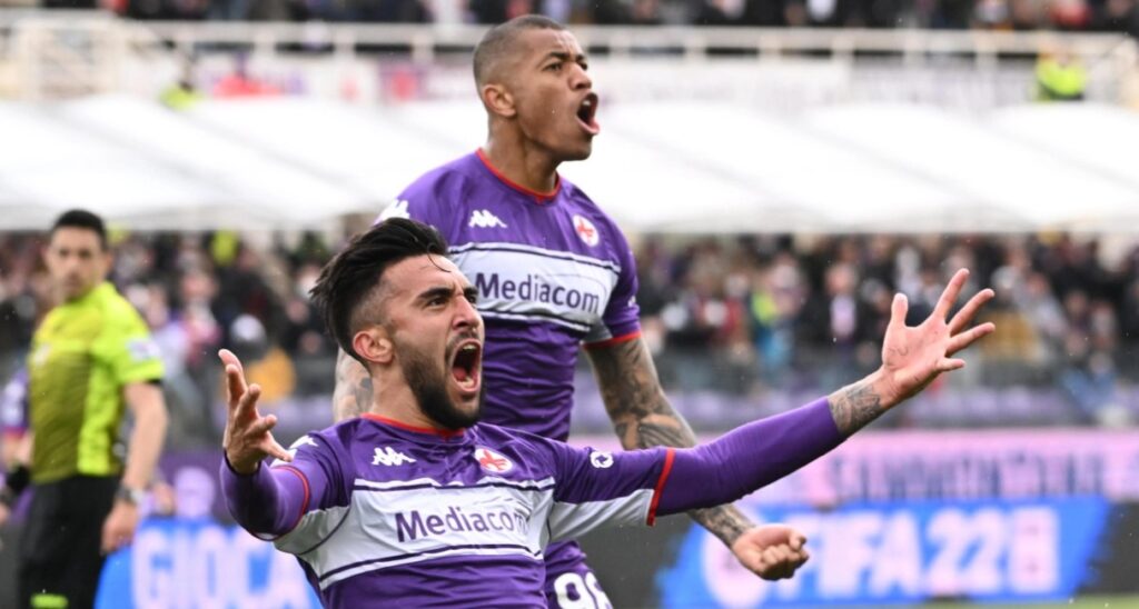 Ανεβασμένοι πάνε οι 