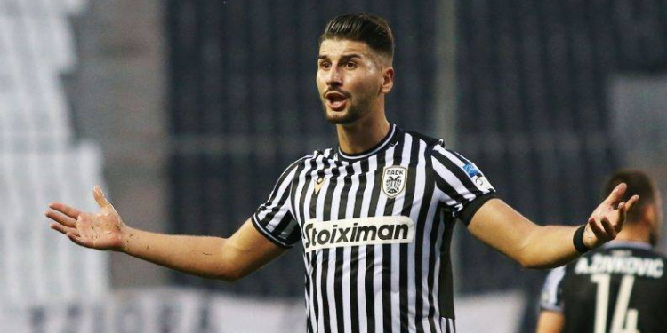 «Χτυπάει» Τσόλακ η Φενέρ