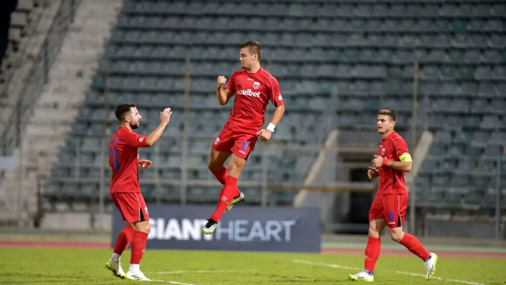 Προγνωστικά σήμερα (18/8): Πρεμιέρα στον Βόλο