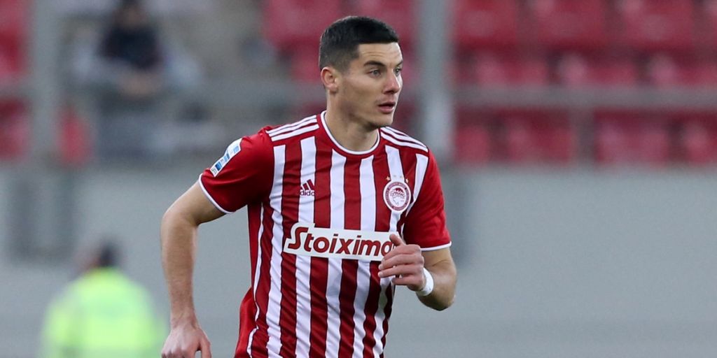 Γλίτωσε αποβολή και πέντε αγωνιστικές ο Βρουσάι! (BINTEO)