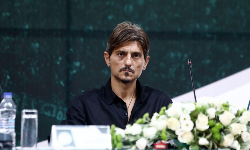 Ο πρώτος που υπέγραψε ο Γιαννακόπουλος!