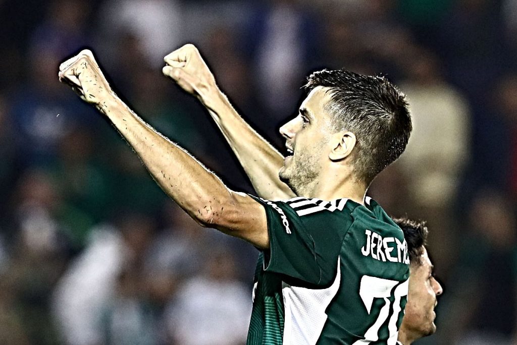 Απίστευτο αυτό που κάνει ο Γερεμέγεφ!