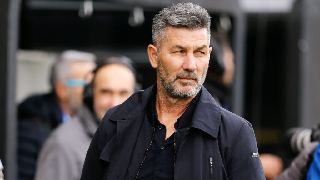 Έδωσε «πόντους» η στάση Ουζουνίδη