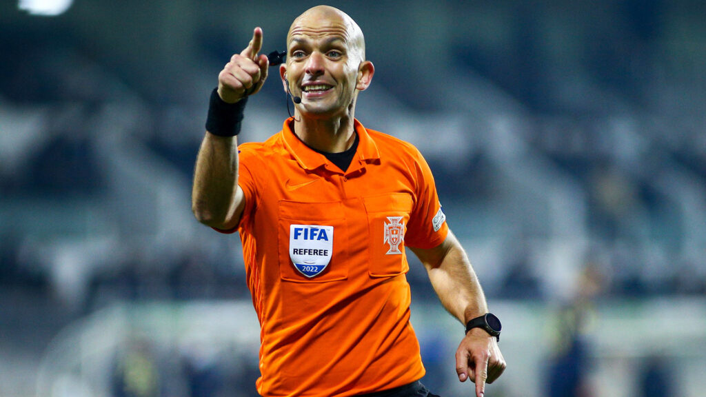 Το κάνει ροντέο ο Γκοντίνιο