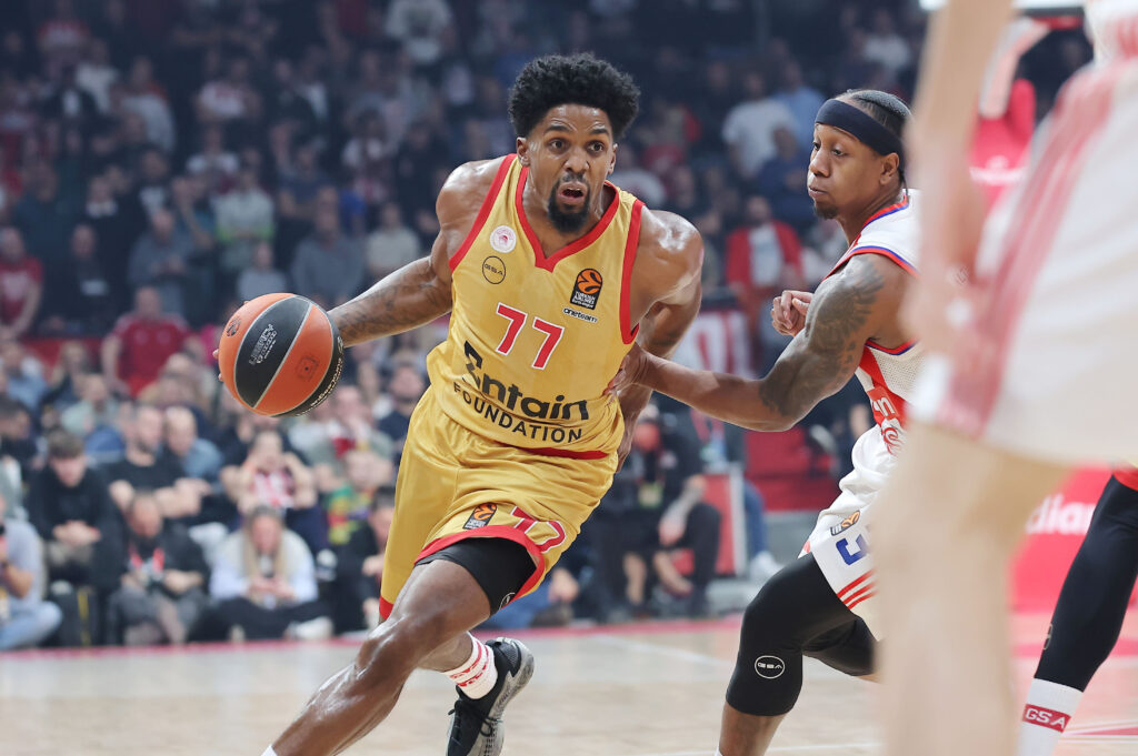 Novibet: Ερυθρόλευκη γιορτή με ενισχυμένες αποδόσεις! (20/03)