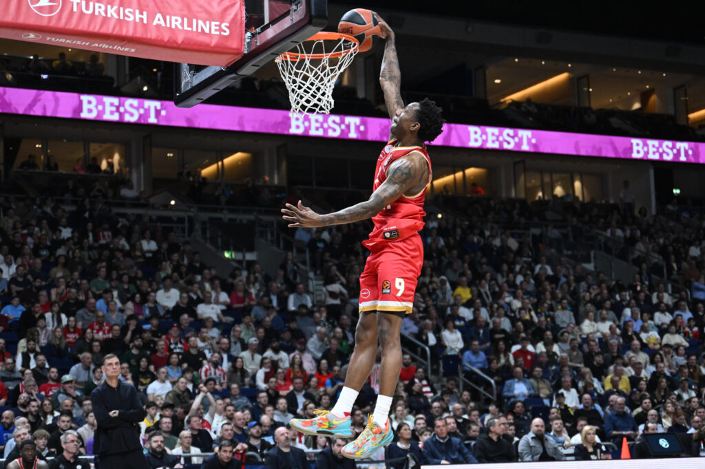 Novibet: Κλειδώνει την πρωτιά με ενισχυμένες αποδόσεις!(10/04)