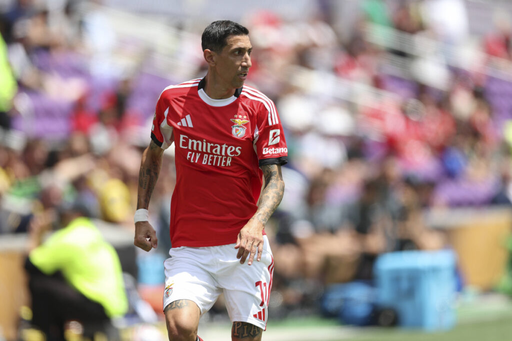 H Μπενφίκα για την έκπληξη, η Τσέλσι για την τιμή, εσύ για το έπαθλο* ανταμοιβής της Stoiximan!