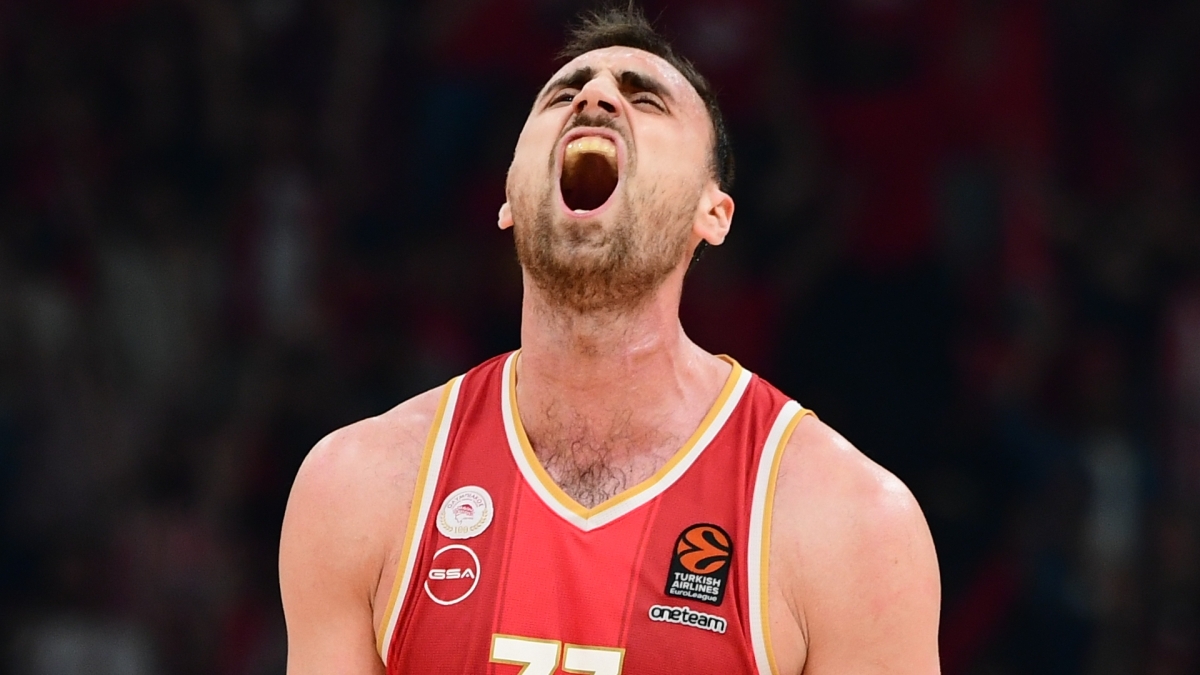 Μιλουτίνοφ μπάσκετ Ευρωλίγκα