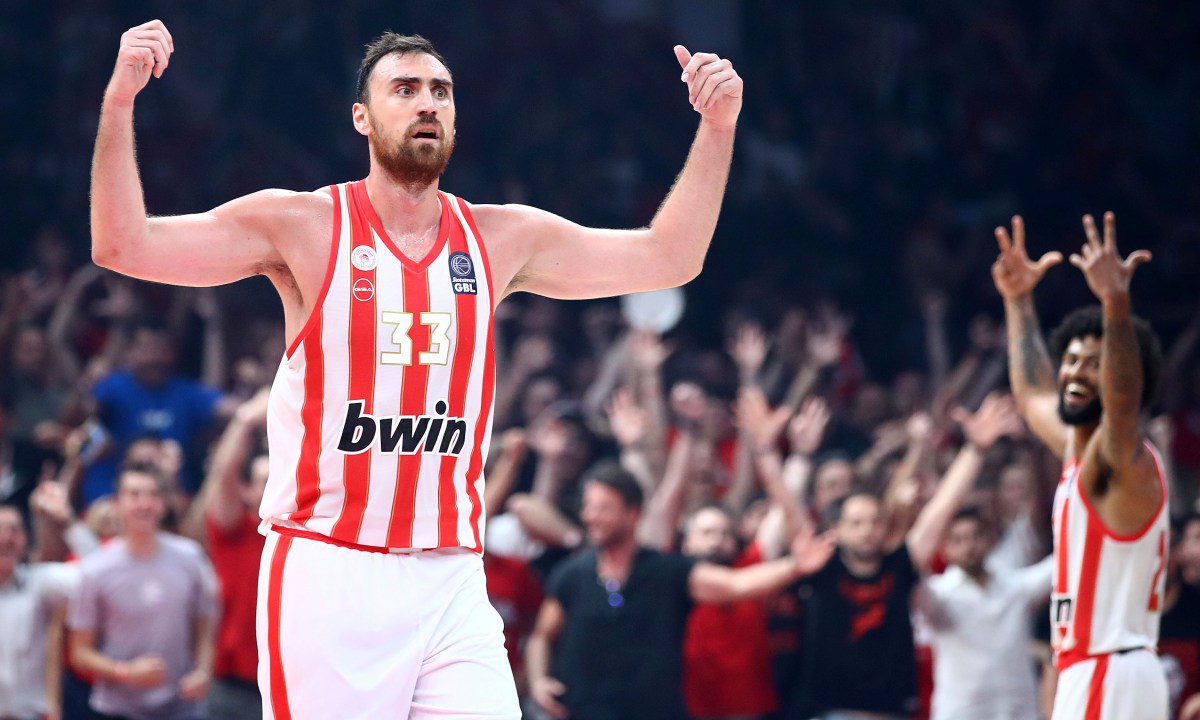 Μιλουτίνοφ Ολυμπιακός