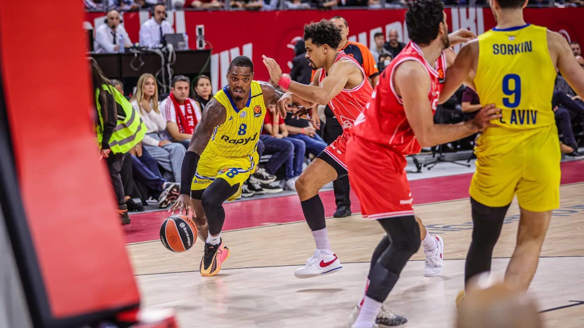 Λόνι Γουόκερ Μακάμπι