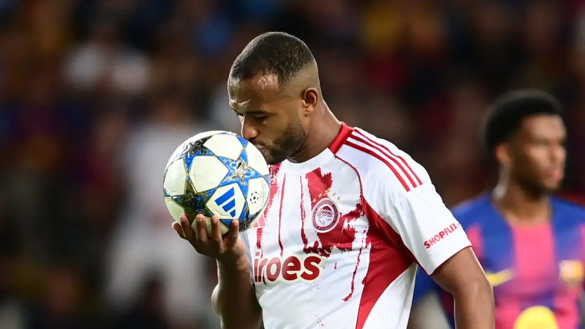 ολυμπιακος αιντχοφεν ειδικα