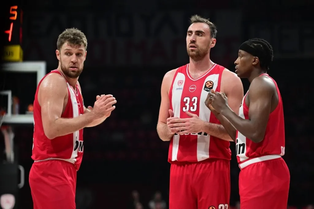 Το καθήκον του και με πειστική εμφάνιση